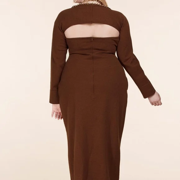 PLUS SIZE LONG SLEEVE CHAIN DETAILED MAXI DRESS - Picture 2 of 2